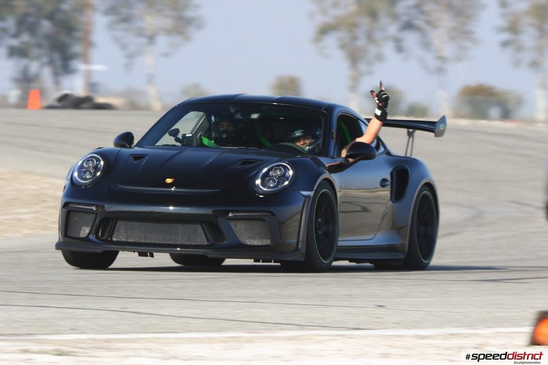 Porsche 911 GT3 RS blue