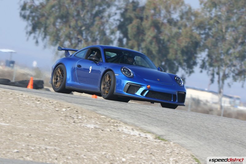 Porsche 911 GT3 RS blue