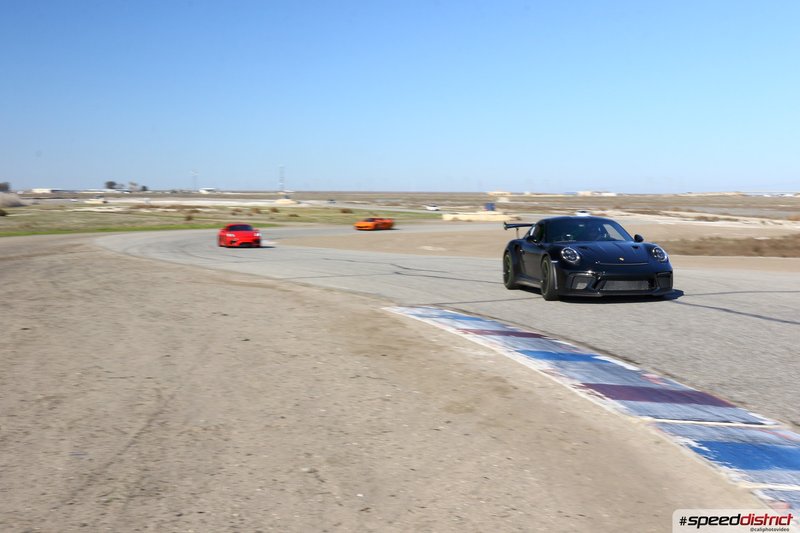 Porsche 911 GT3 RS blue