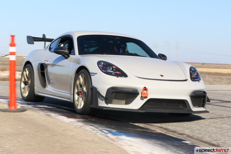 Porsche Cayman GT4