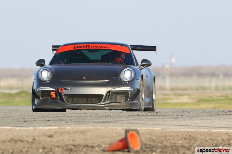 Porsche 911 GT3 Cup gray