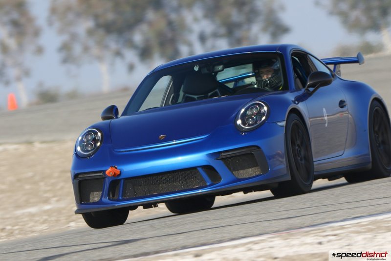 Porsche 911 GT3 RS blue