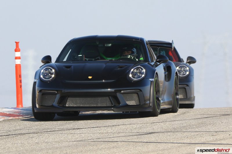 Porsche 911 GT3 RS gray