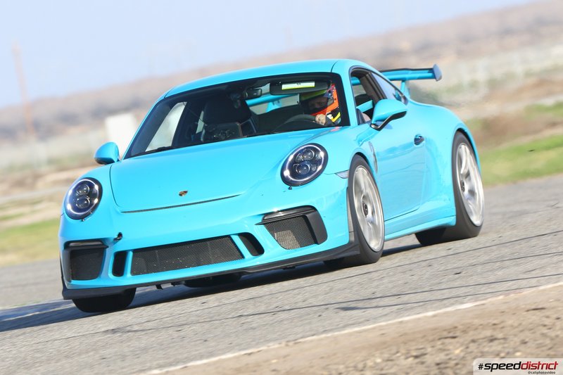 Porsche 911 GT3 RS blue