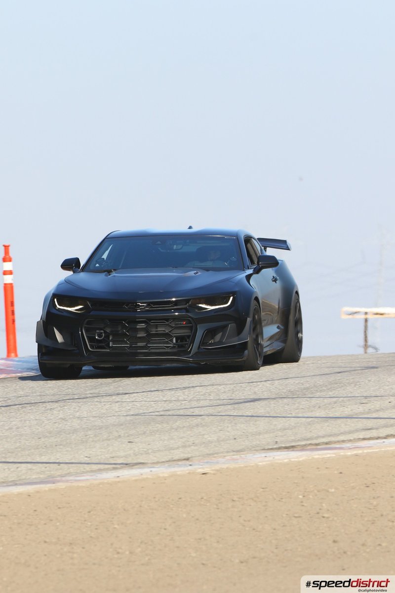 Chevrolet Camaro ZL1