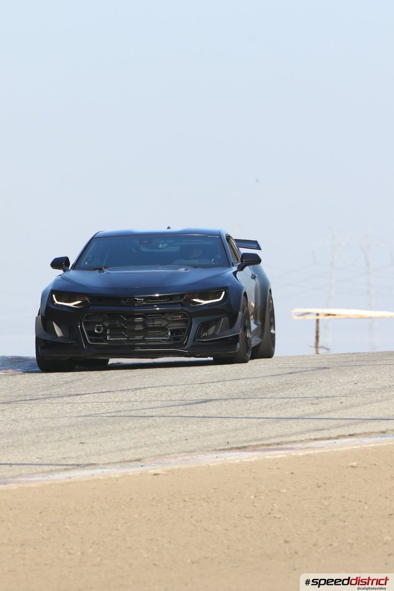 Chevrolet Camaro ZL1