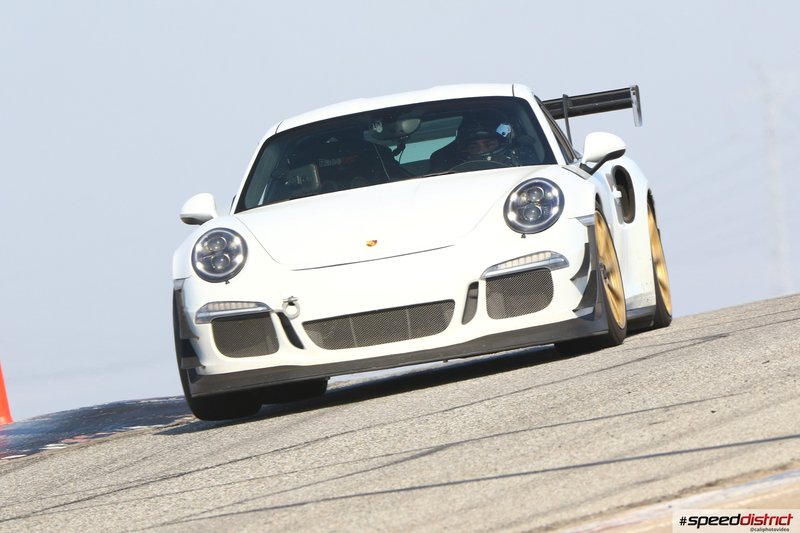 Porsche 911 GT3 RS white