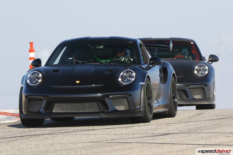 Porsche 911 GT3 RS gray