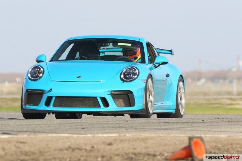 Porsche 911 GT3 RS blue