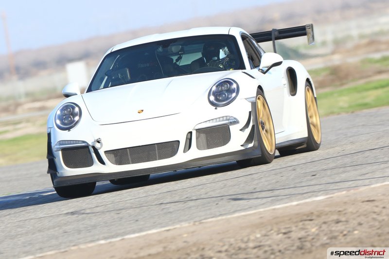 Porsche 911 GT3 RS white