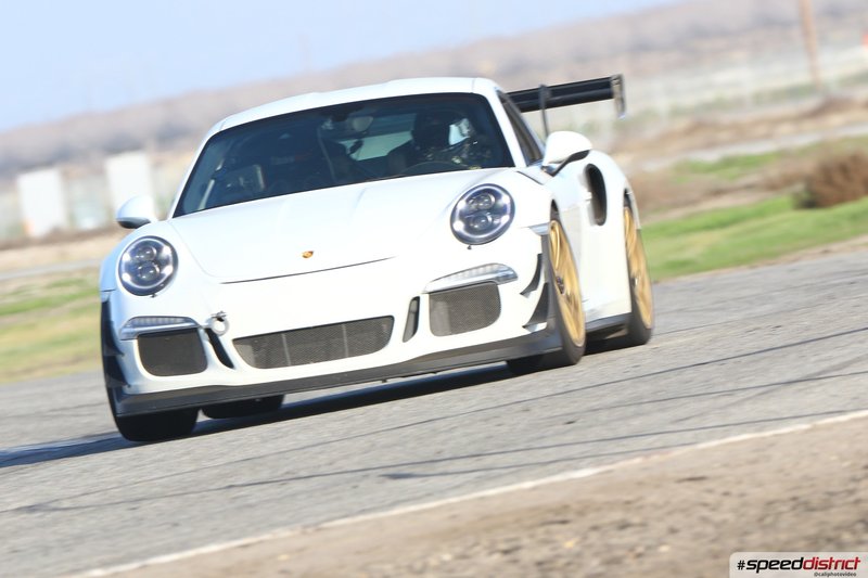 Porsche 911 GT3 RS white