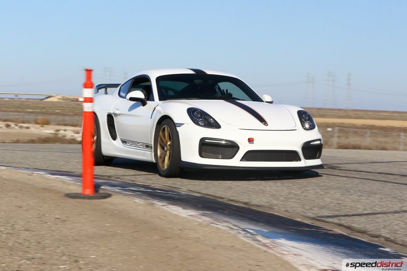 Porsche Cayman GT4