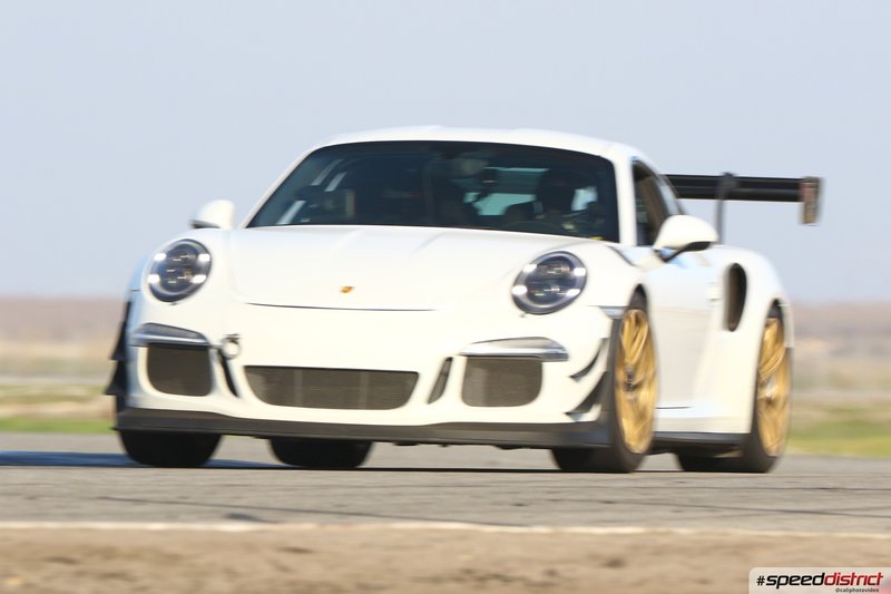 Porsche 911 GT3 RS white