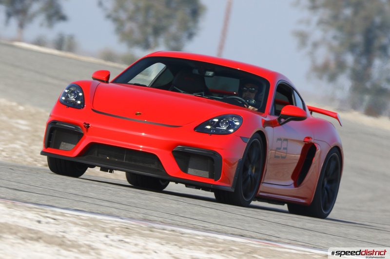 Porsche Cayman GT4