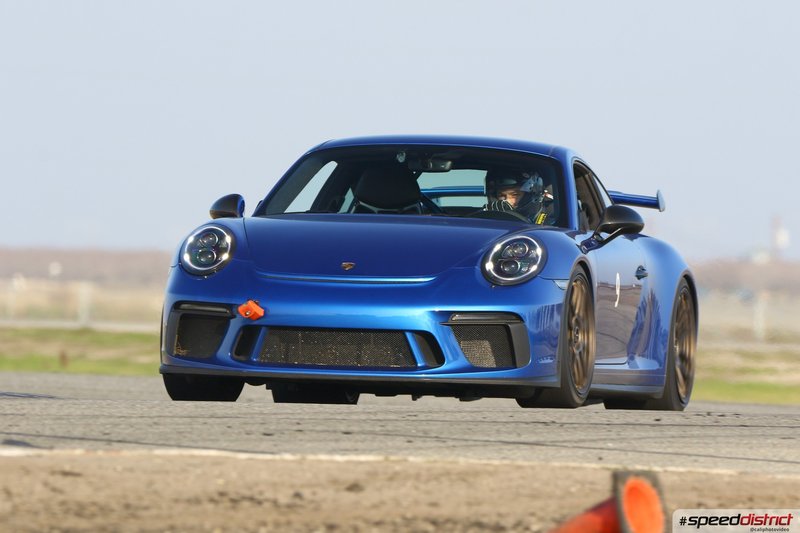 Porsche 911 GT3 RS blue