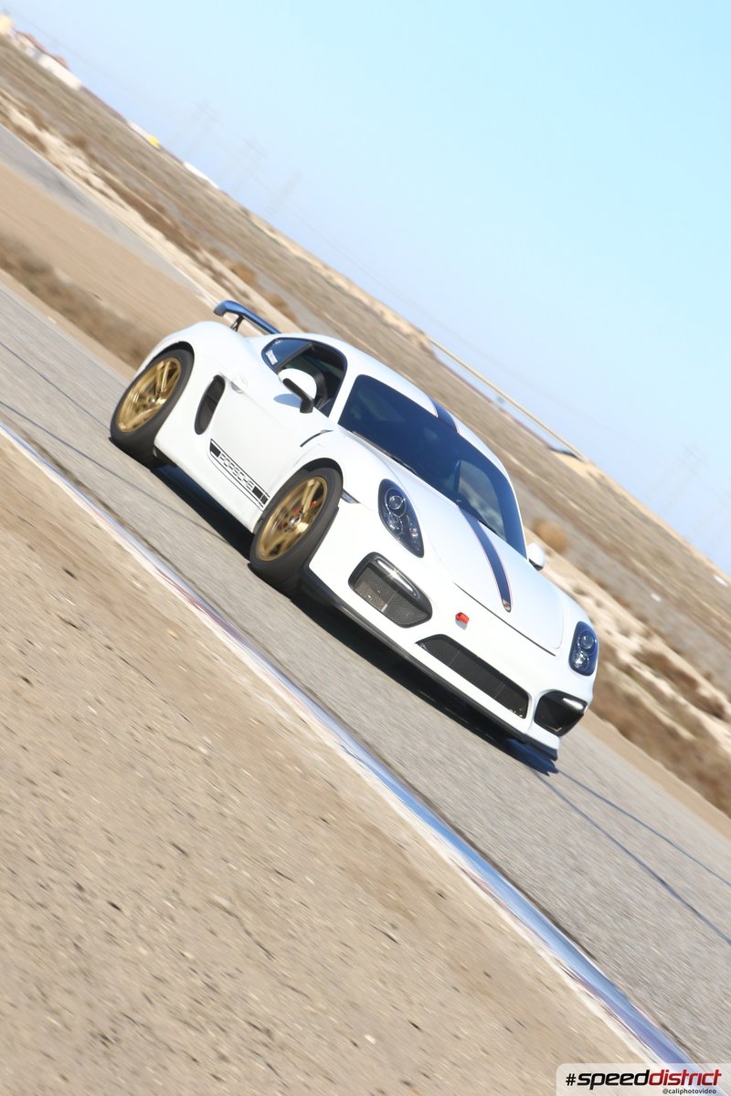 Porsche 911 GT3 RS white