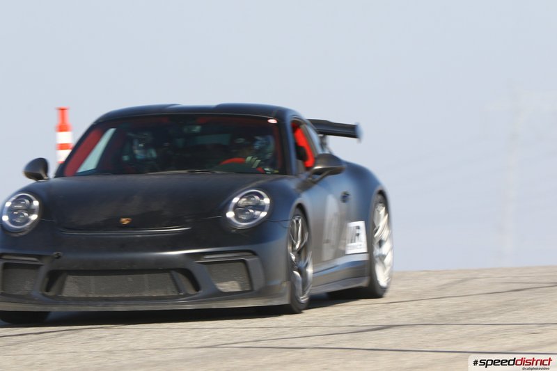 Porsche 911 GT3 RS gray