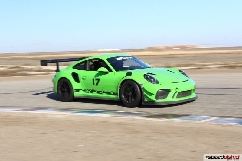 Porsche 911 GT3 RS green