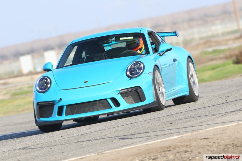 Porsche 911 GT3 RS blue