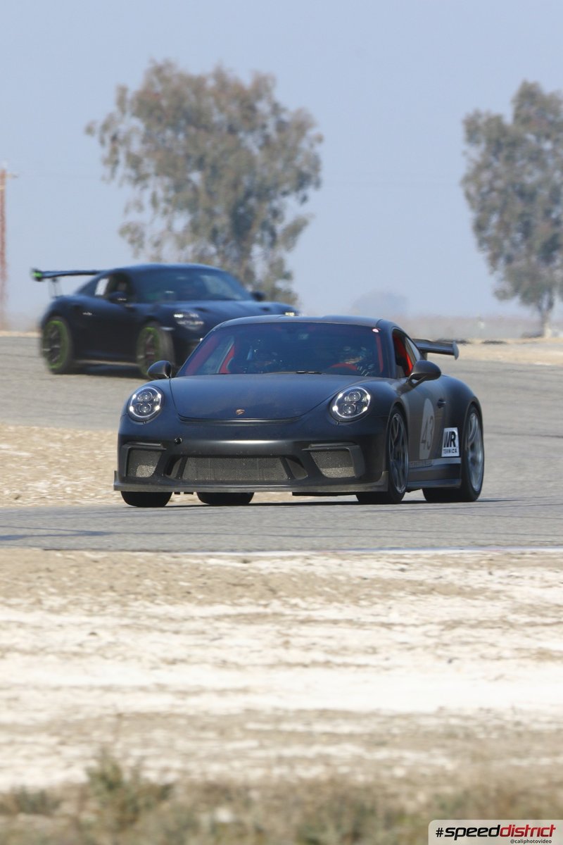 Porsche 911 GT3 RS gray