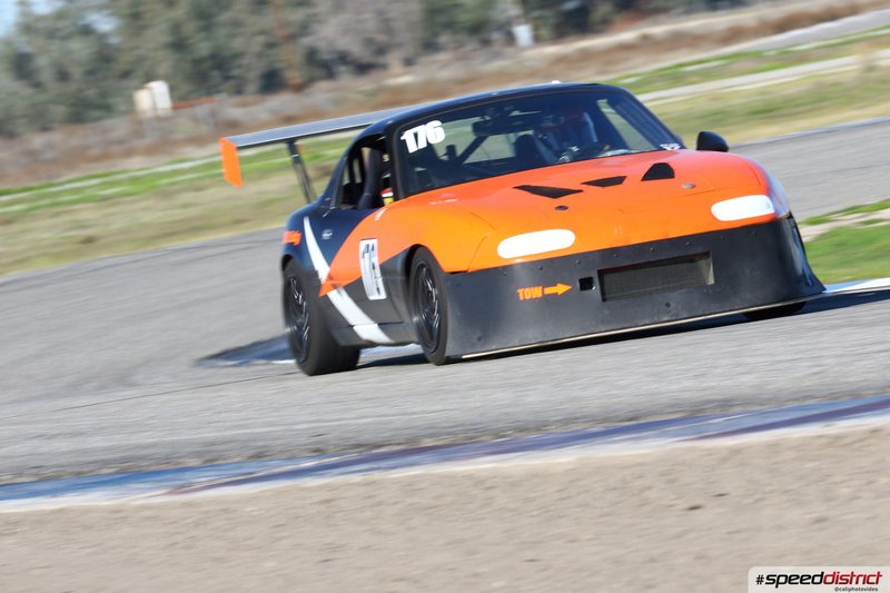 Porsche 911 GT3 Cup orange