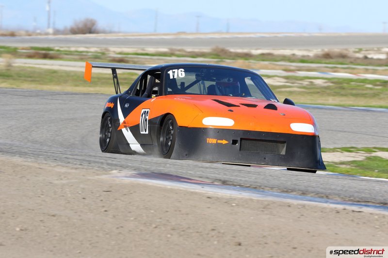 Porsche 911 GT3 Cup orange