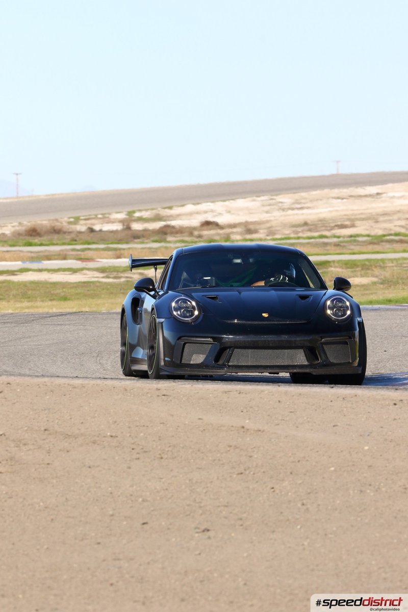Porsche 911 GT3 RS blue