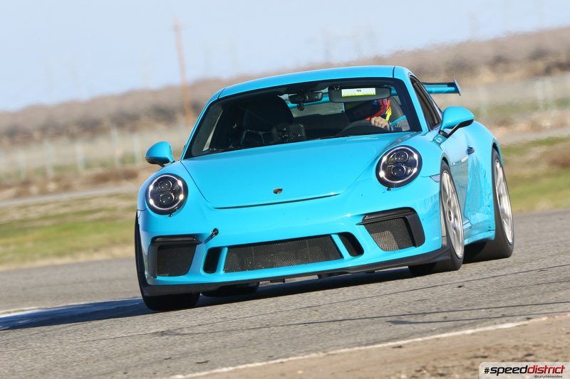 Porsche 911 GT3 RS blue