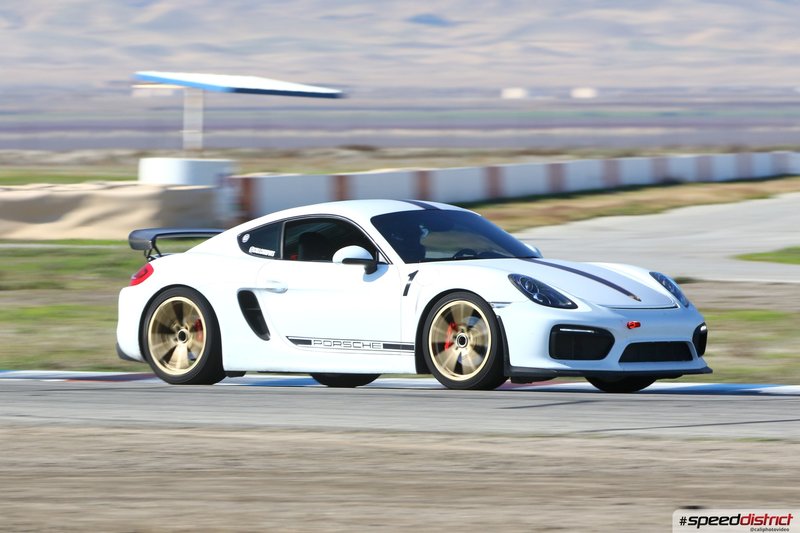 Porsche Cayman GT4