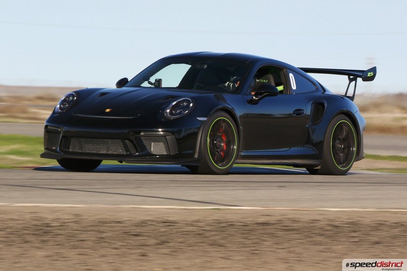 Porsche 911 GT3 RS blue