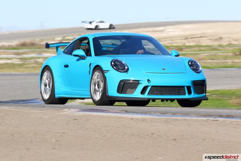 Porsche 911 GT3 RS blue