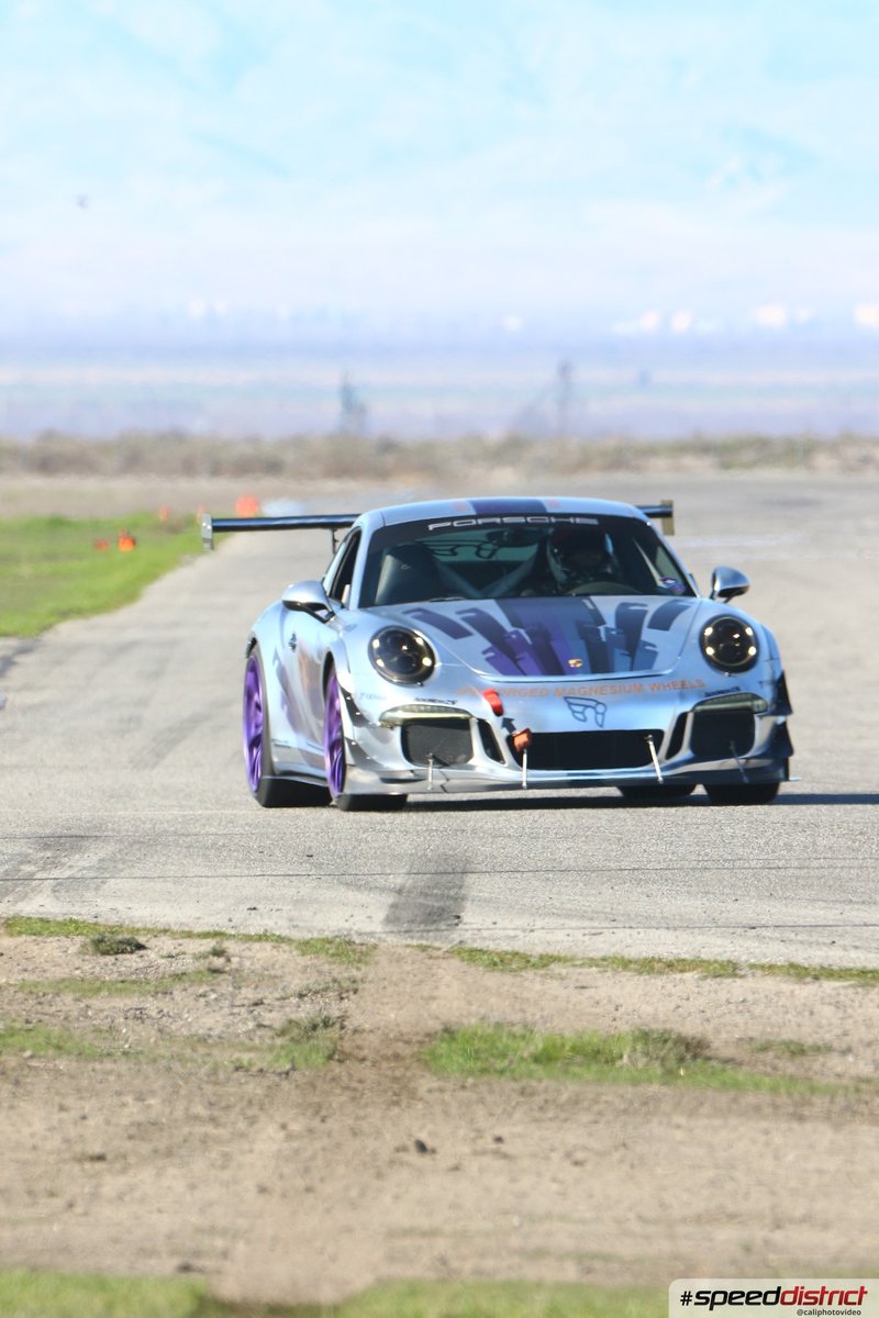 Porsche 911 GT3 Cup white
