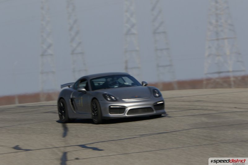 Porsche Cayman GT4
