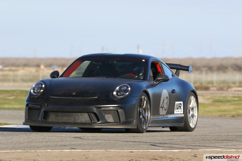 Porsche 911 GT3 Cup blue