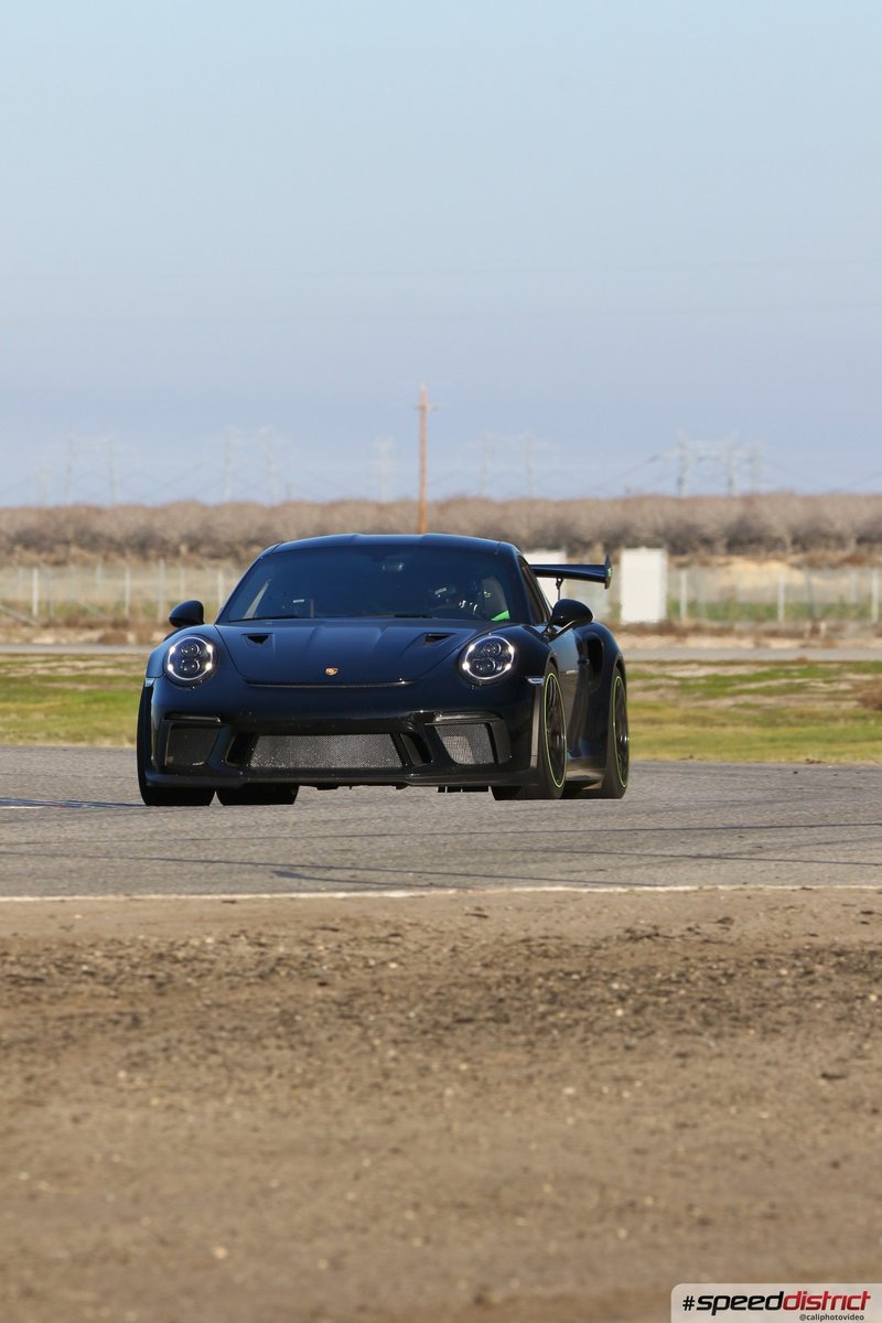 Porsche 911 GT3 RS blue