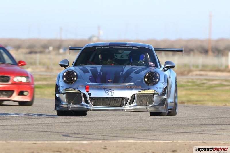 Porsche 911 GT3 Cup white