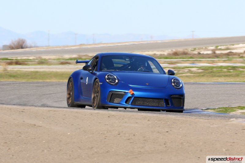 Porsche 911 GT3 RS blue
