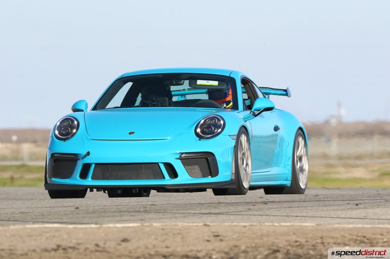 Porsche 911 GT3 RS blue