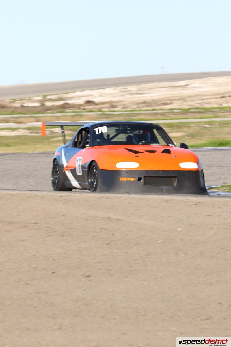 Porsche 911 GT3 Cup orange