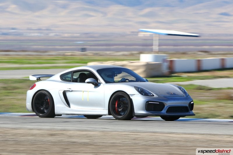 Porsche Cayman GT4