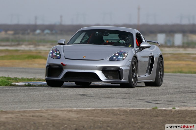 Porsche Cayman GT4