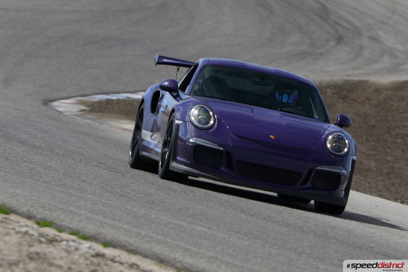 Porsche 911 GT3 RS purple