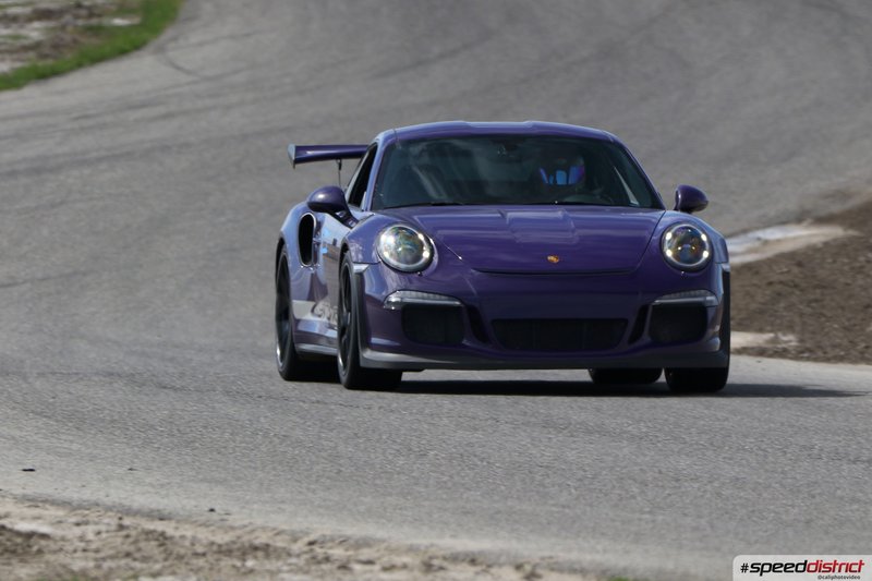 Porsche 911 GT3 RS purple