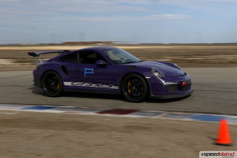 Porsche 911 GT3 RS purple