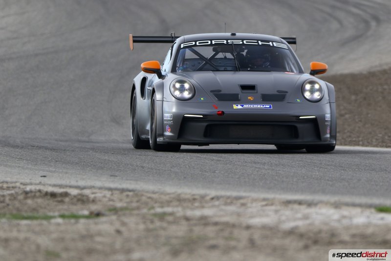 Porsche 911 GT3 Cup white