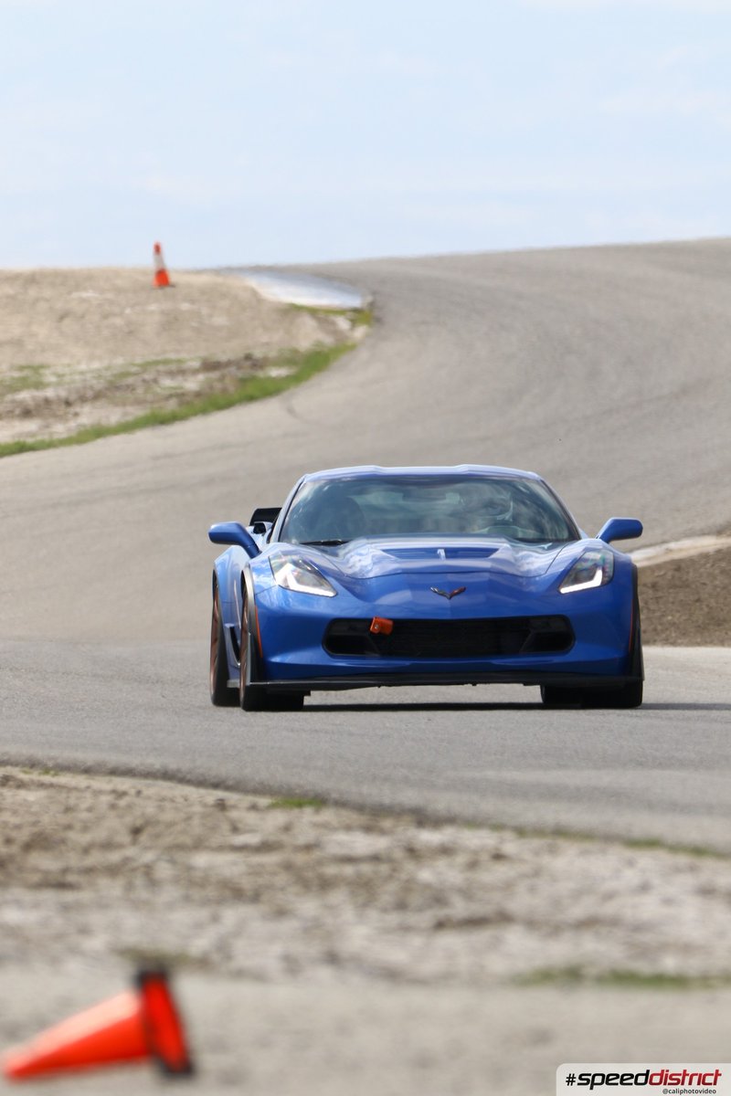 Chevrolet Corvette STI