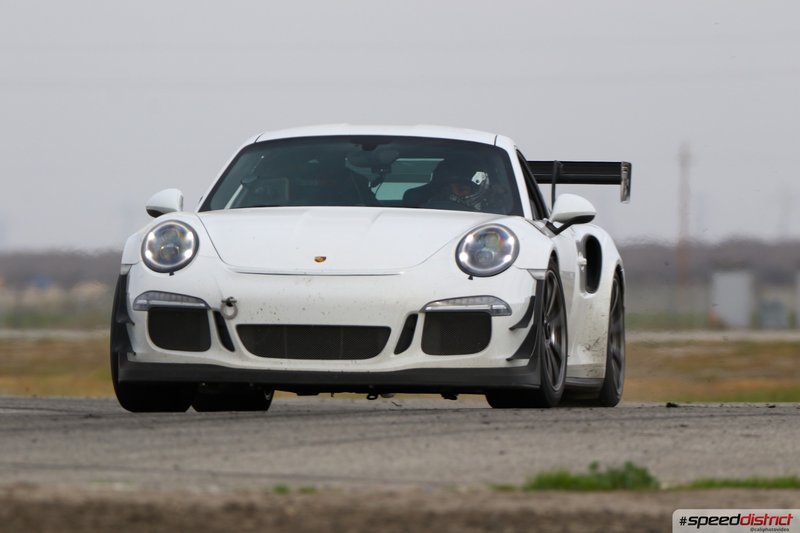 Porsche 911 GT3 RS white