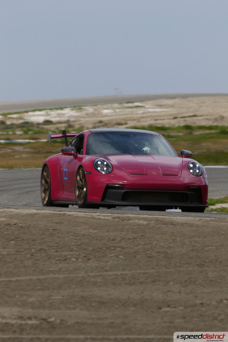 Porsche 911 GT3 Cup red