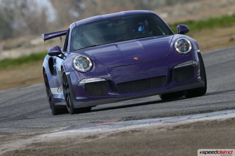 Porsche 911 GT3 RS purple