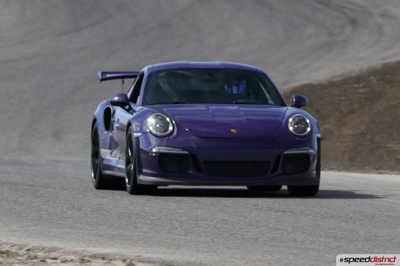 Porsche 911 GT3 RS purple